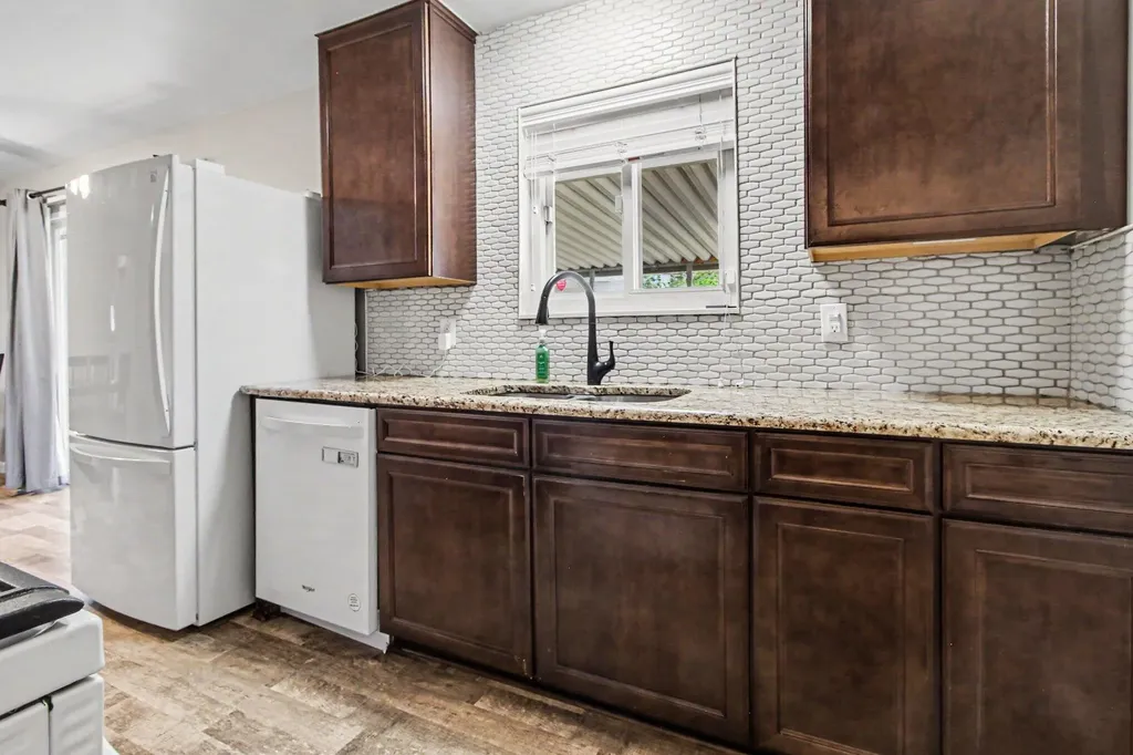 34101 Sequoia Street Westland City MI 48185
