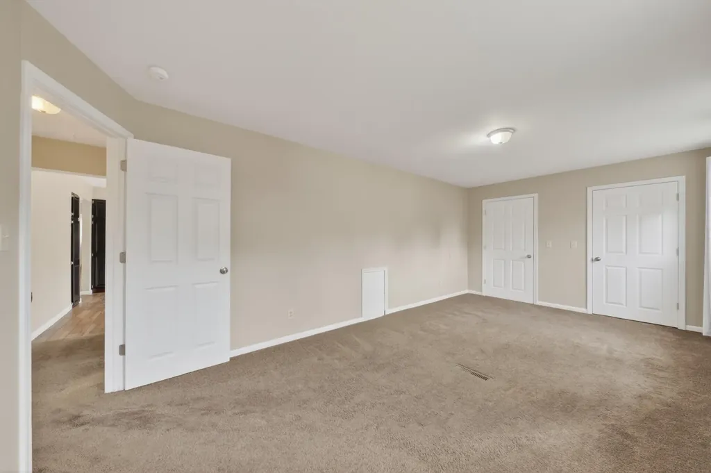 1039 Gault Drive Ypsilanti Charter Township MI 48198