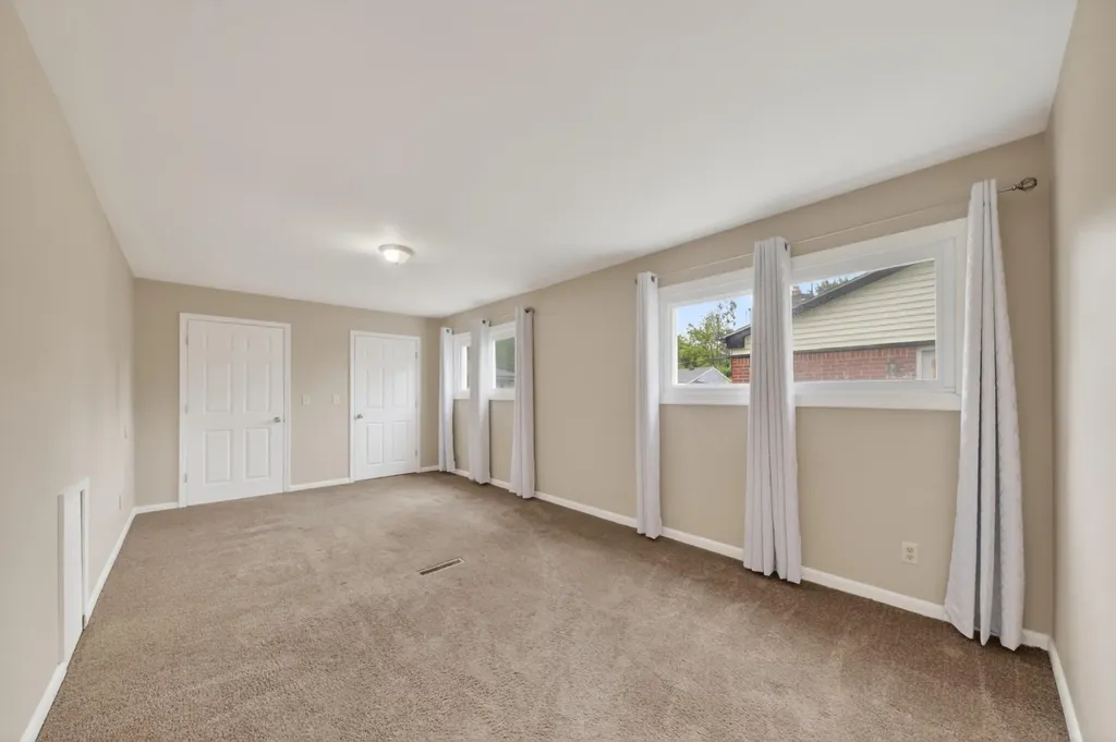 1039 Gault Drive Ypsilanti Charter Township MI 48198