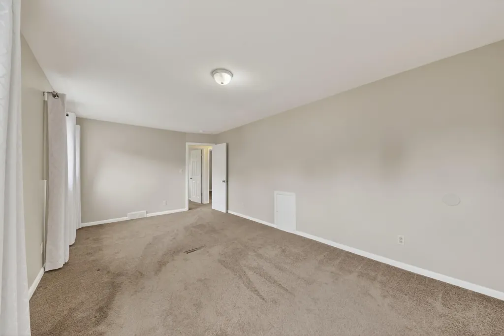1039 Gault Drive Ypsilanti Charter Township MI 48198
