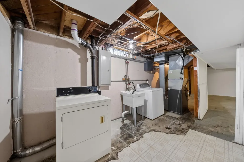 1039 Gault Drive Ypsilanti Charter Township MI 48198