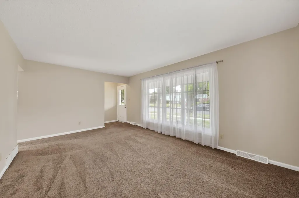 1039 Gault Drive Ypsilanti Charter Township MI 48198