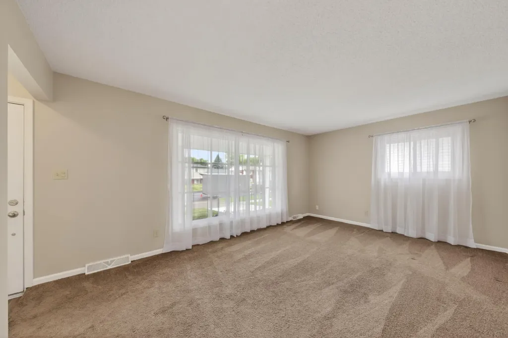 1039 Gault Drive Ypsilanti Charter Township MI 48198