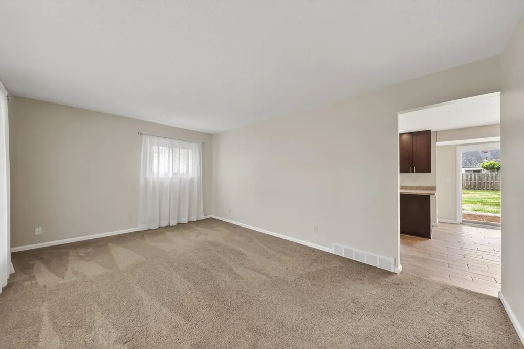 1039 Gault Drive Ypsilanti Charter Township MI 48198
