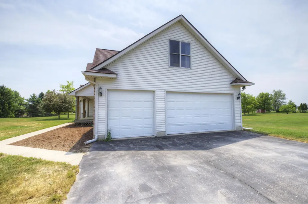 1062 Deer Valley Lane Manchester Township MI 48158