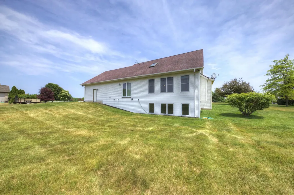 1062 Deer Valley Lane Manchester Township MI 48158