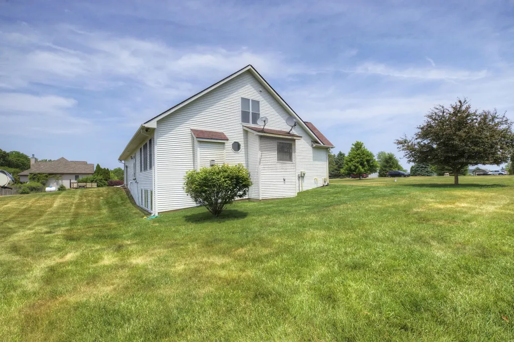 1062 Deer Valley Lane Manchester Township MI 48158