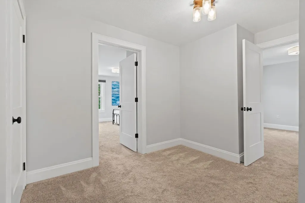 2050 Camelot Road Ann Arbor City MI 48104