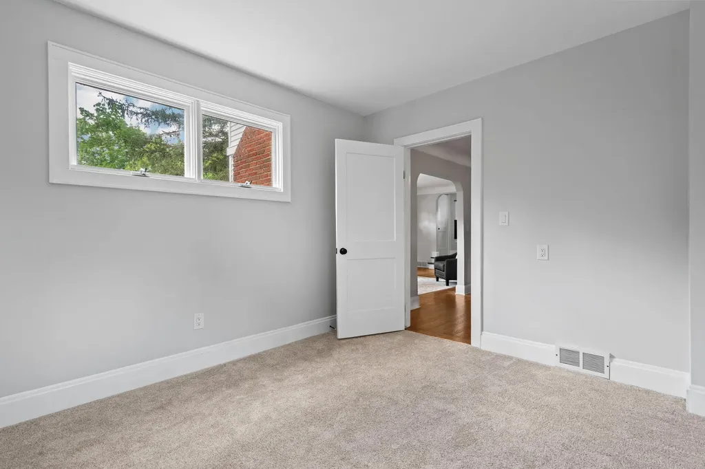 2050 Camelot Road Ann Arbor City MI 48104
