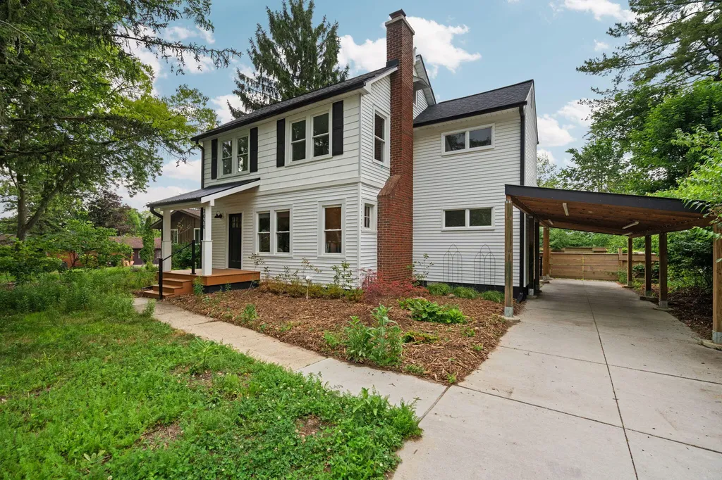 2050 Camelot Road Ann Arbor City MI 48104