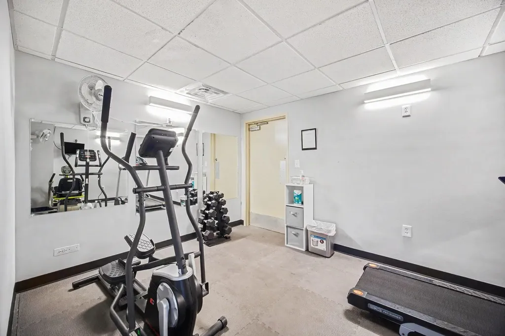 1050 Wall Ann Arbor City MI 48105