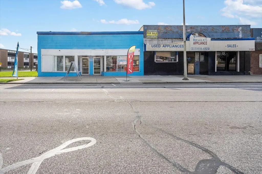 11283 W Jefferson Avenue River Rouge City MI 48218