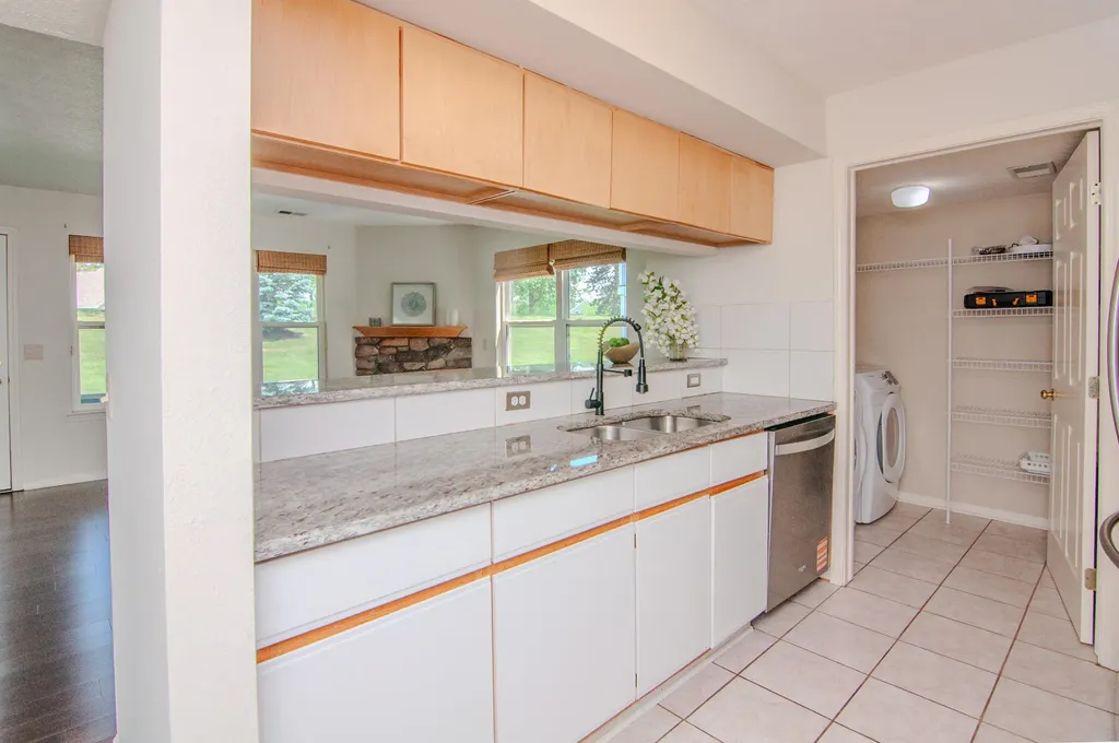 1704 Weatherstone Drive Pittsfield Charter Township MI 48108