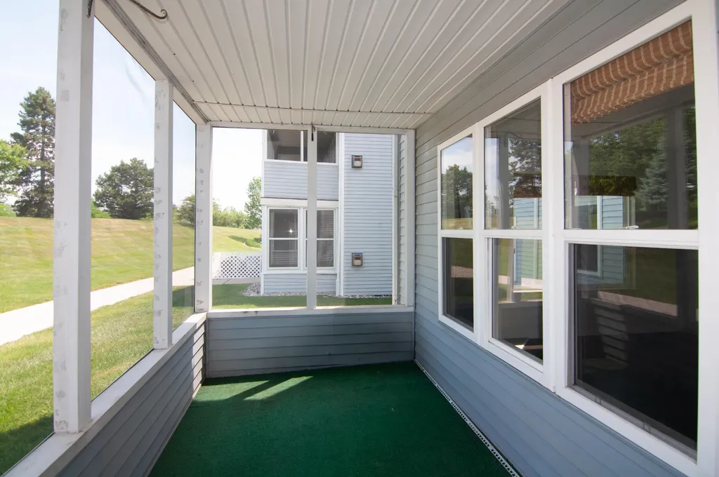 1704 Weatherstone Drive Pittsfield Charter Township MI 48108