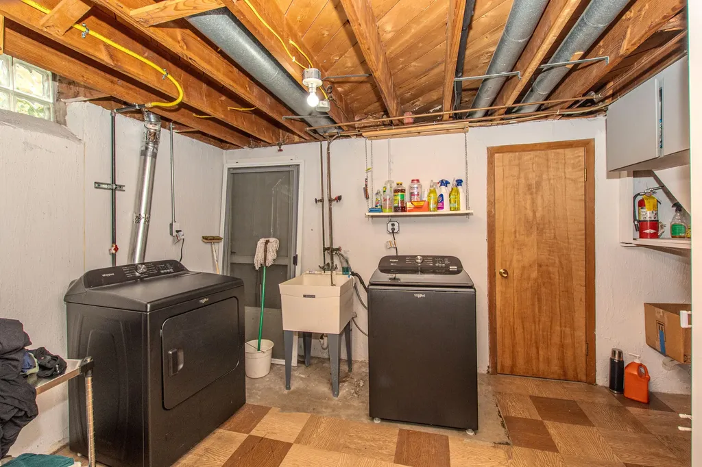 32973 Grennada Street Livonia City MI 48154