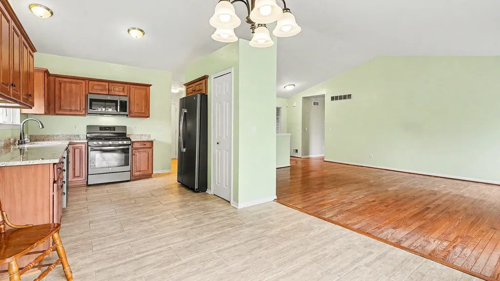 7656 Dover Drive Ypsilanti Charter Township MI 48197