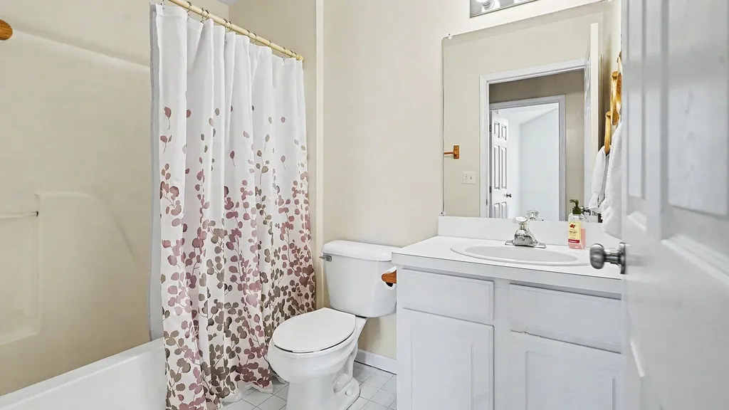 7656 Dover Drive Ypsilanti Charter Township MI 48197