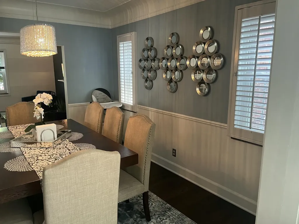 456 Manor Street Grosse Pointe Farms City MI 48236