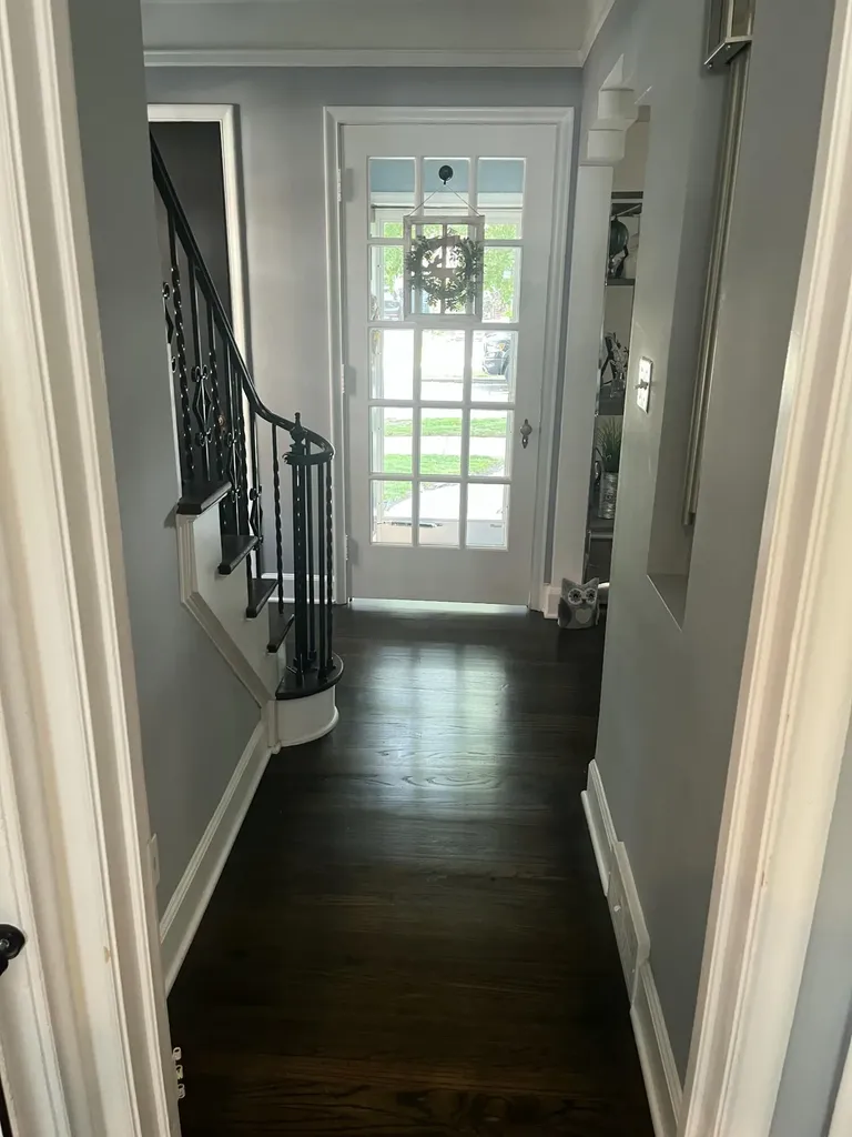 456 Manor Street Grosse Pointe Farms City MI 48236