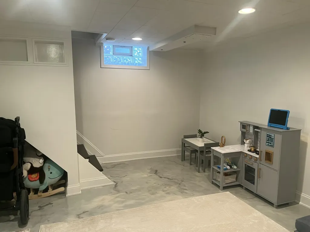 456 Manor Street Grosse Pointe Farms City MI 48236