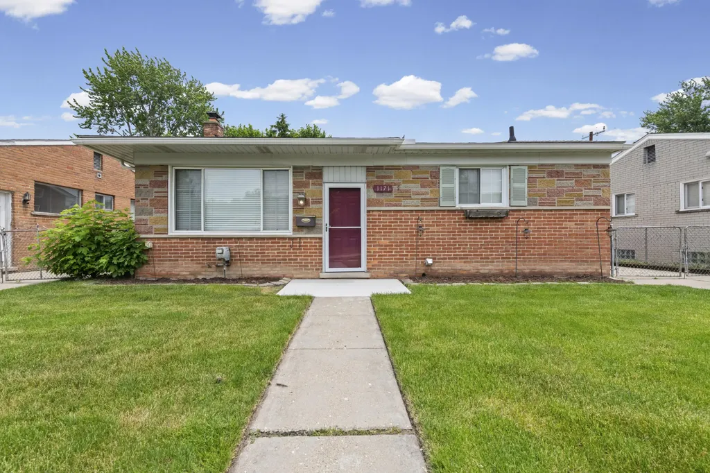 1171 Denice Street Westland City MI 48186