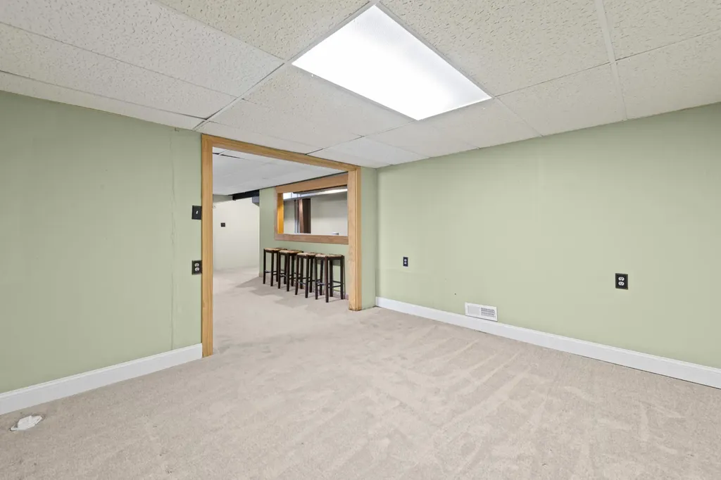 1171 Denice Street Westland City MI 48186