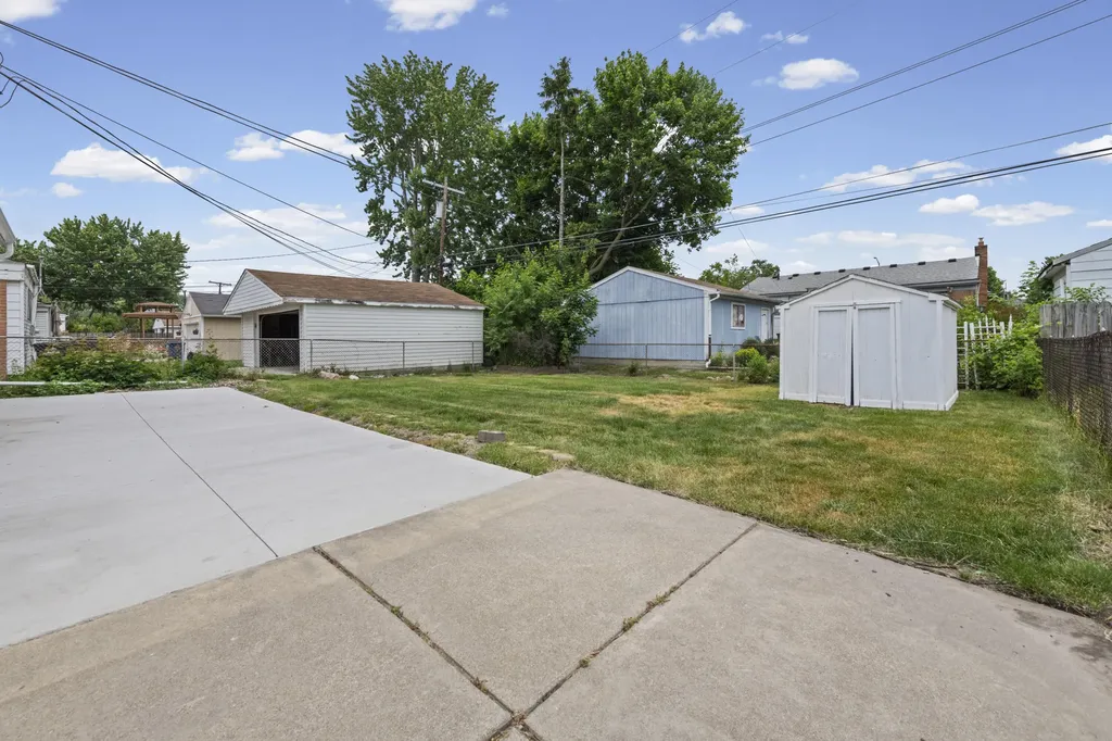 1171 Denice Street Westland City MI 48186