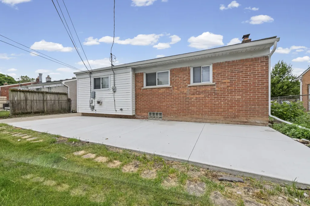 1171 Denice Street Westland City MI 48186
