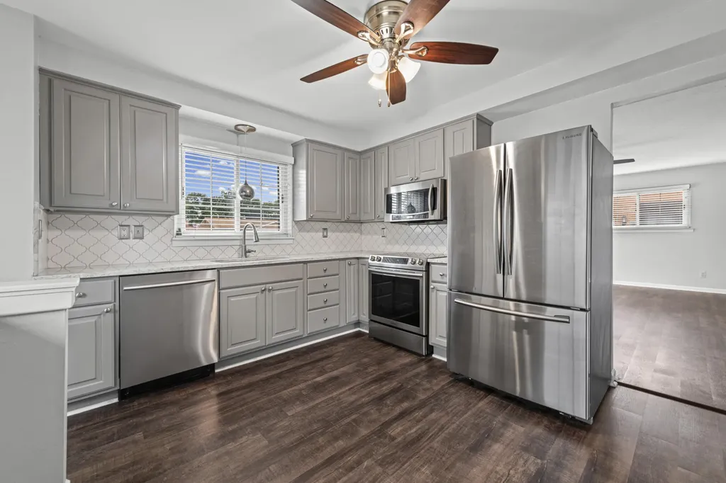 1171 Denice Street Westland City MI 48186