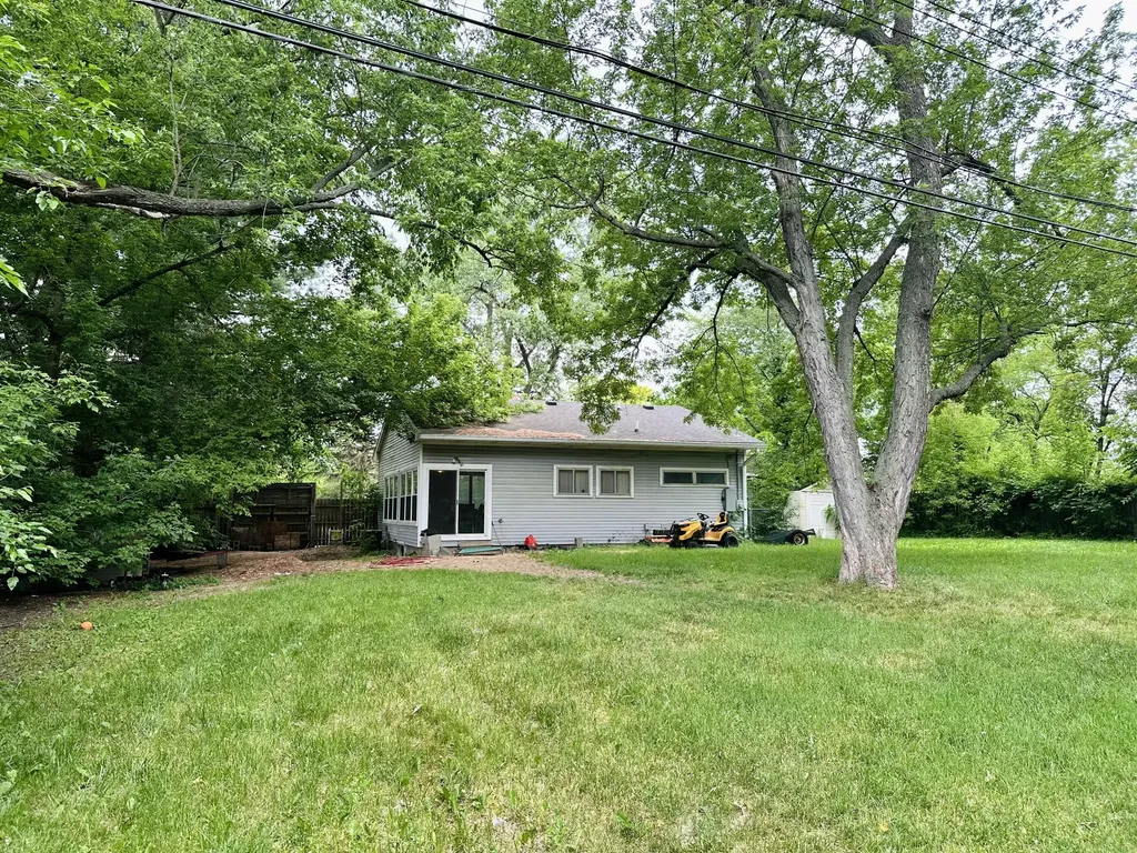 3505 Bendelow Road Rochester Hills City MI 48307