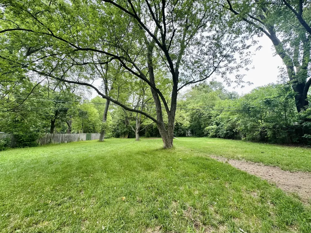 3505 Bendelow Road Rochester Hills City MI 48307