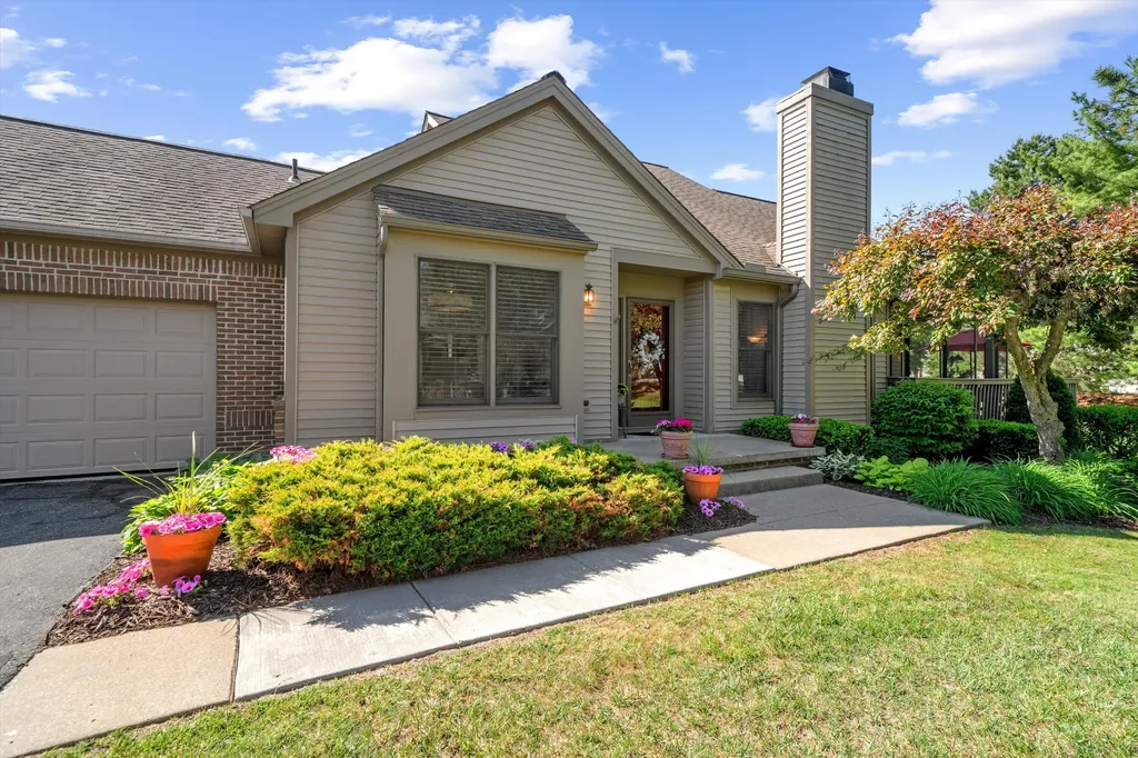 447 Sumark Way Ann Arbor City MI 48103