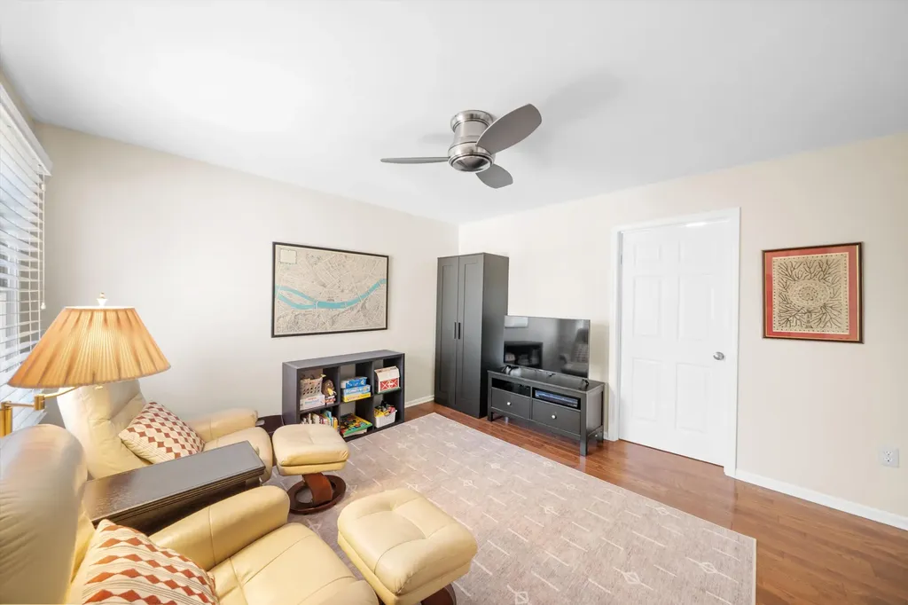 447 Sumark Way Ann Arbor City MI 48103
