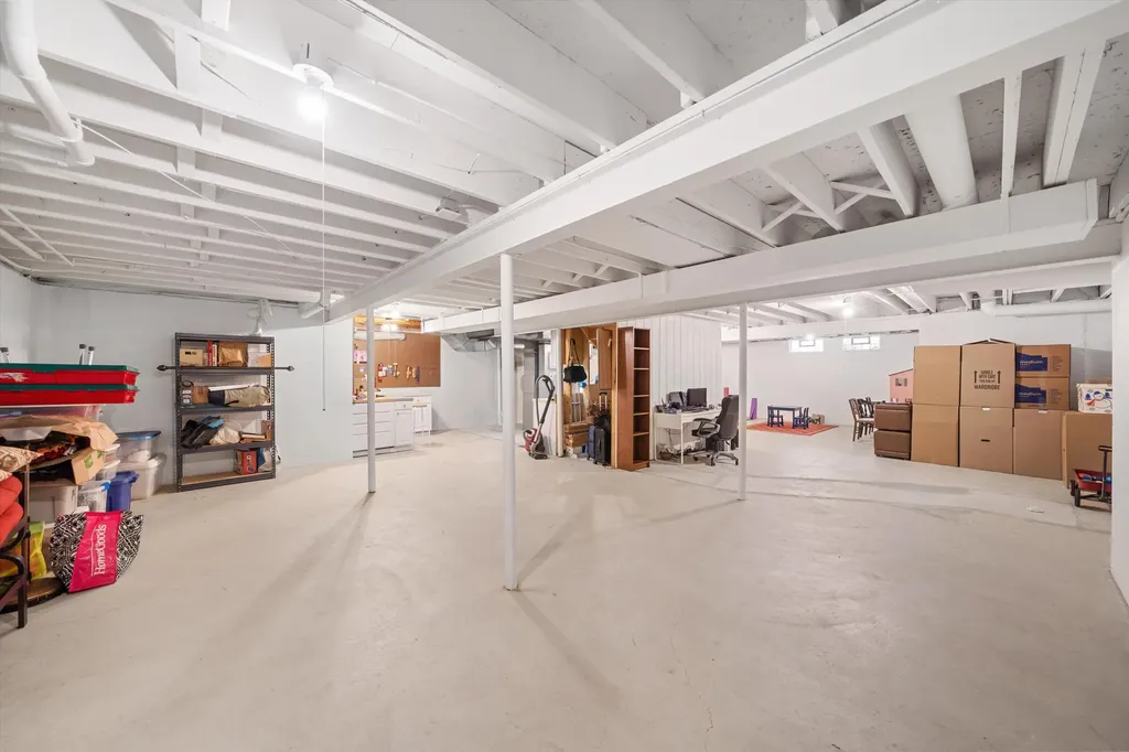 447 Sumark Way Ann Arbor City MI 48103