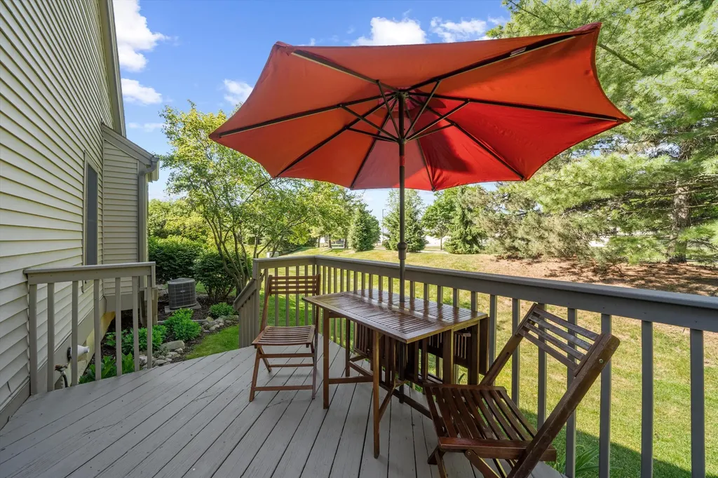 447 Sumark Way Ann Arbor City MI 48103