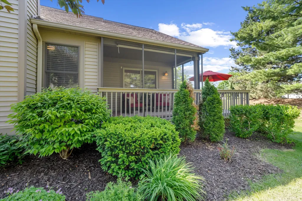 447 Sumark Way Ann Arbor City MI 48103