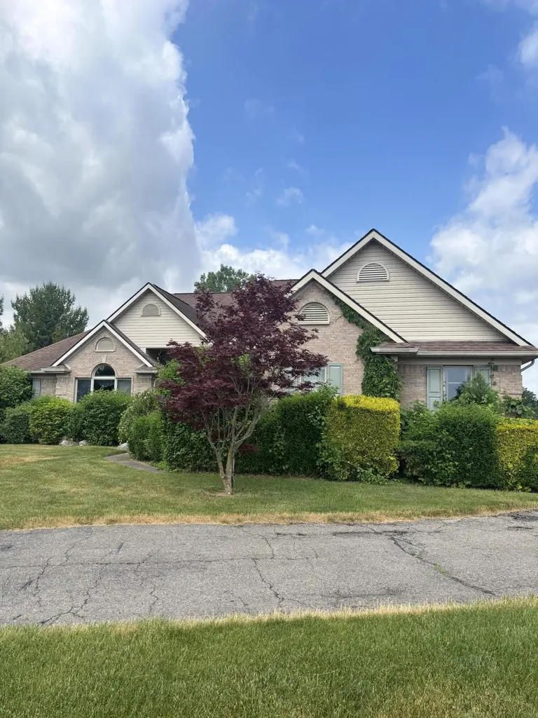 9216 Mirage Lake Drive York Charter Township MI 48160