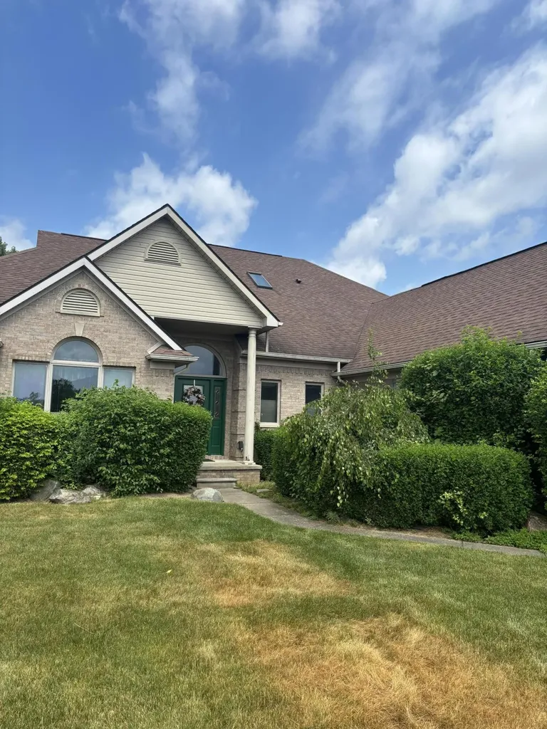 9216 Mirage Lake Drive York Charter Township MI 48160