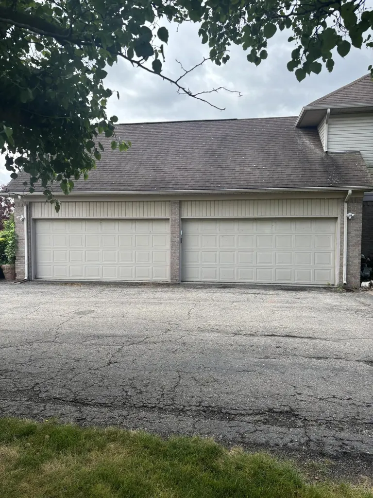 9216 Mirage Lake Drive York Charter Township MI 48160
