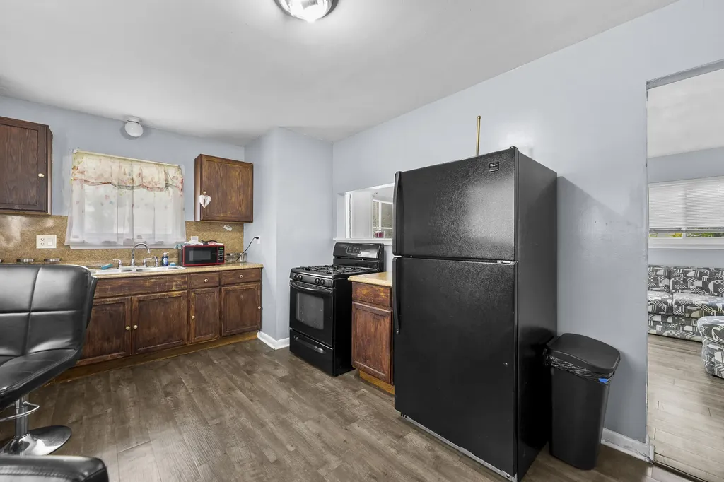 10028 Stahelin Avenue Detroit City MI 48228