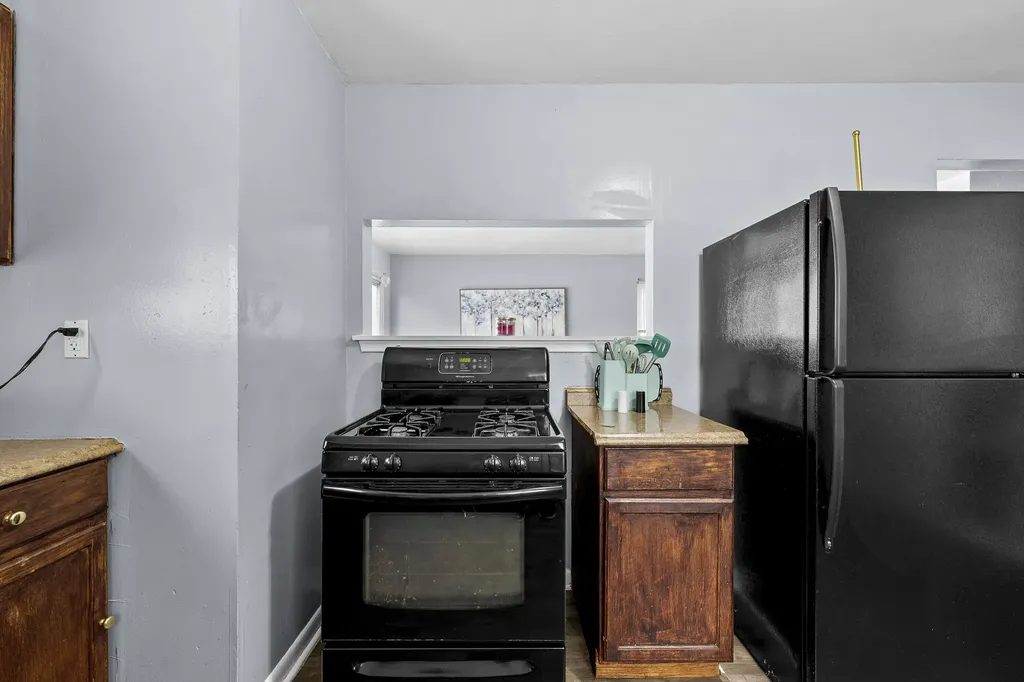 10028 Stahelin Avenue Detroit City MI 48228