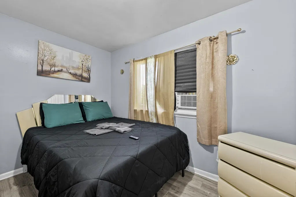 10028 Stahelin Avenue Detroit City MI 48228