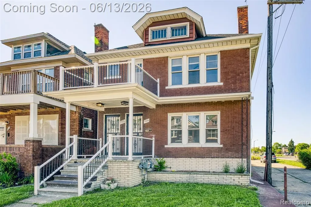1735 Clairmount Avenue Detroit City MI 48206