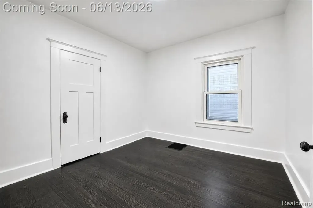 1735 Clairmount Avenue Detroit City MI 48206