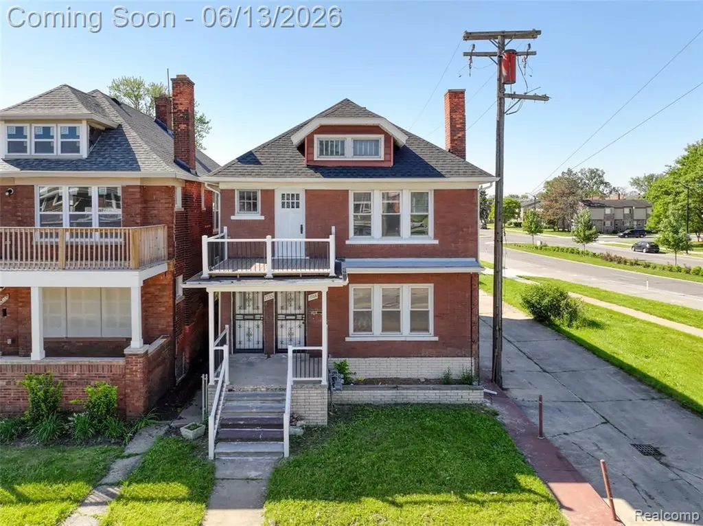 1735 Clairmount Avenue Detroit City MI 48206