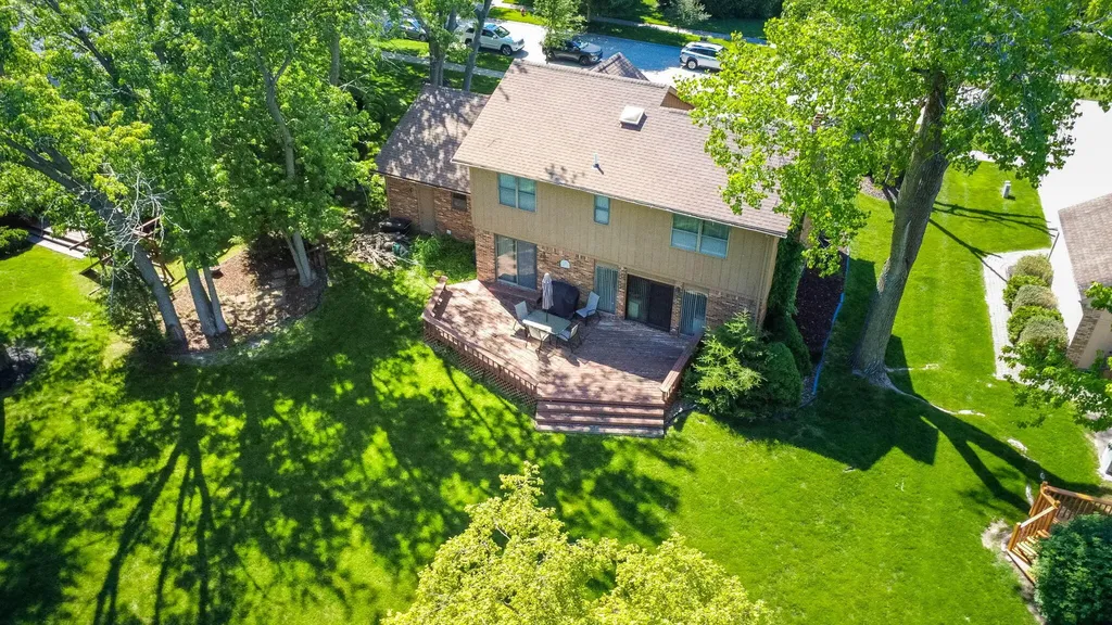 6718 Forest Park Drive Troy City MI 48098