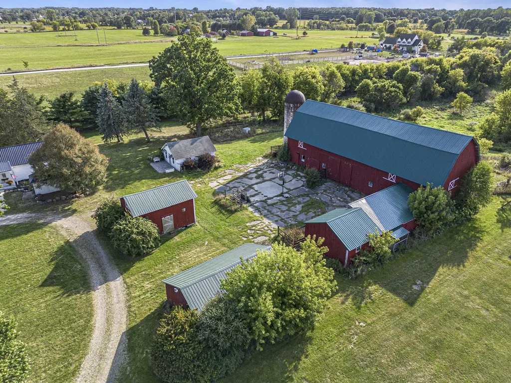 2960 Cedar Lake Road Marion Township MI 48843
