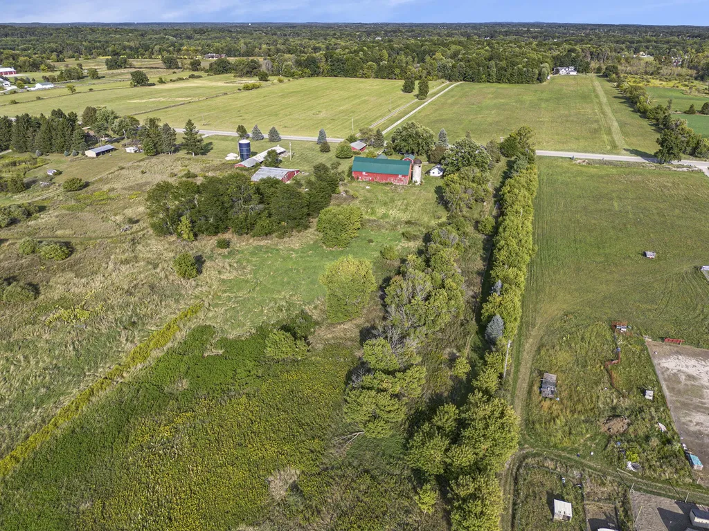2960 Cedar Lake Road Marion Township MI 48843