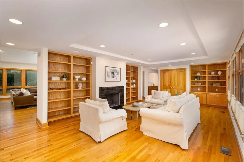 2135 Tuomy Road Ann Arbor City MI 48104