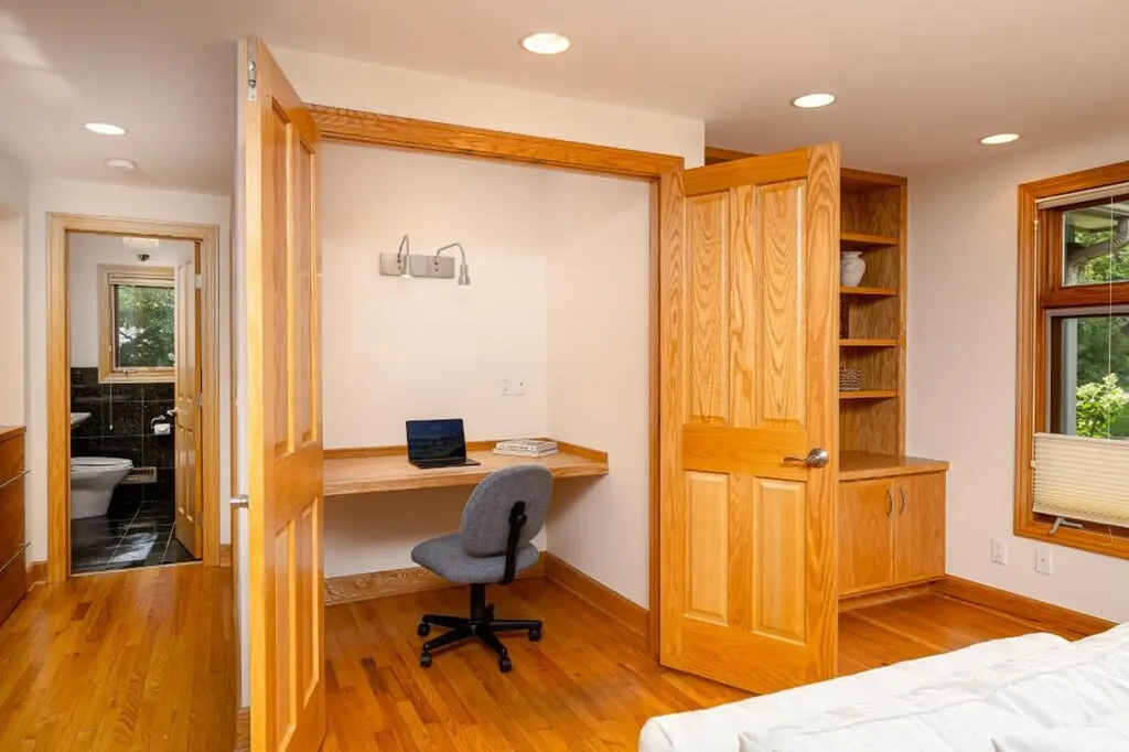 2135 Tuomy Road Ann Arbor City MI 48104